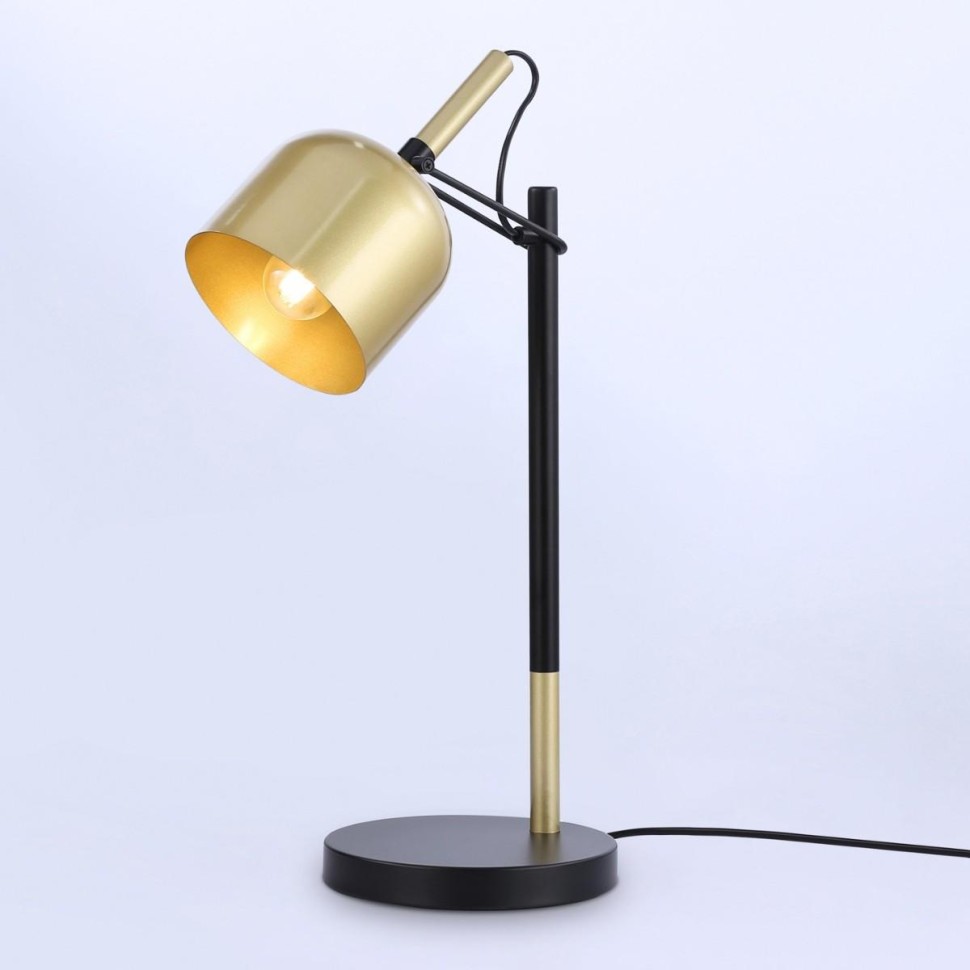 Настольная лампа Ambrella light Traditional TR97129