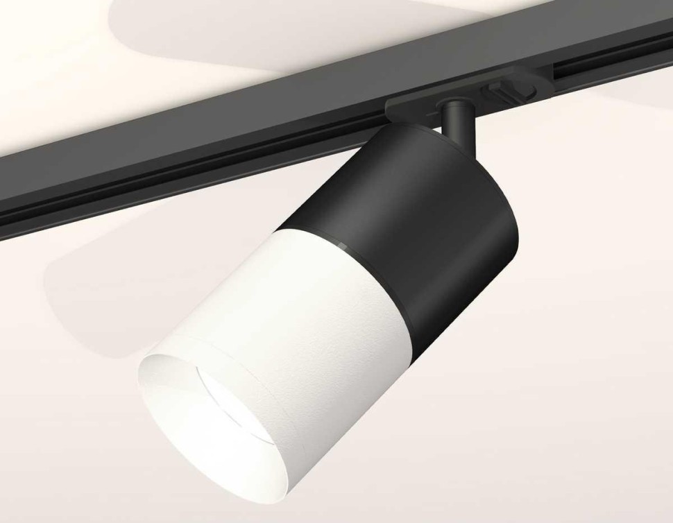 Комплект трекового светильника Ambrella light Track System XT (A2537, C7402, A2071, C7401, N7030) XT7401040